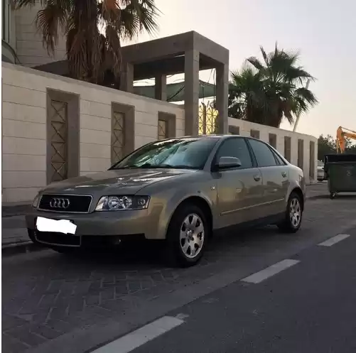 Usado Audi A4 Venta en Doha #5162 - 1  image 